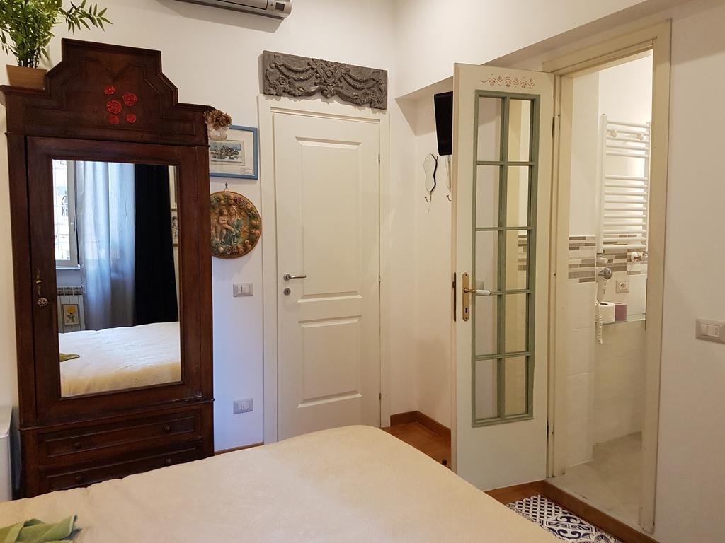 Vatican Rooms Irene Рим Екстер'єр фото